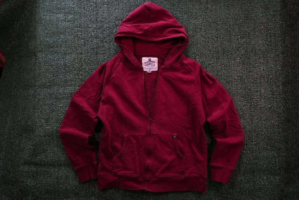 PACT Men's Essential 100% Organic Fair Trade Hoodie in Burgundy